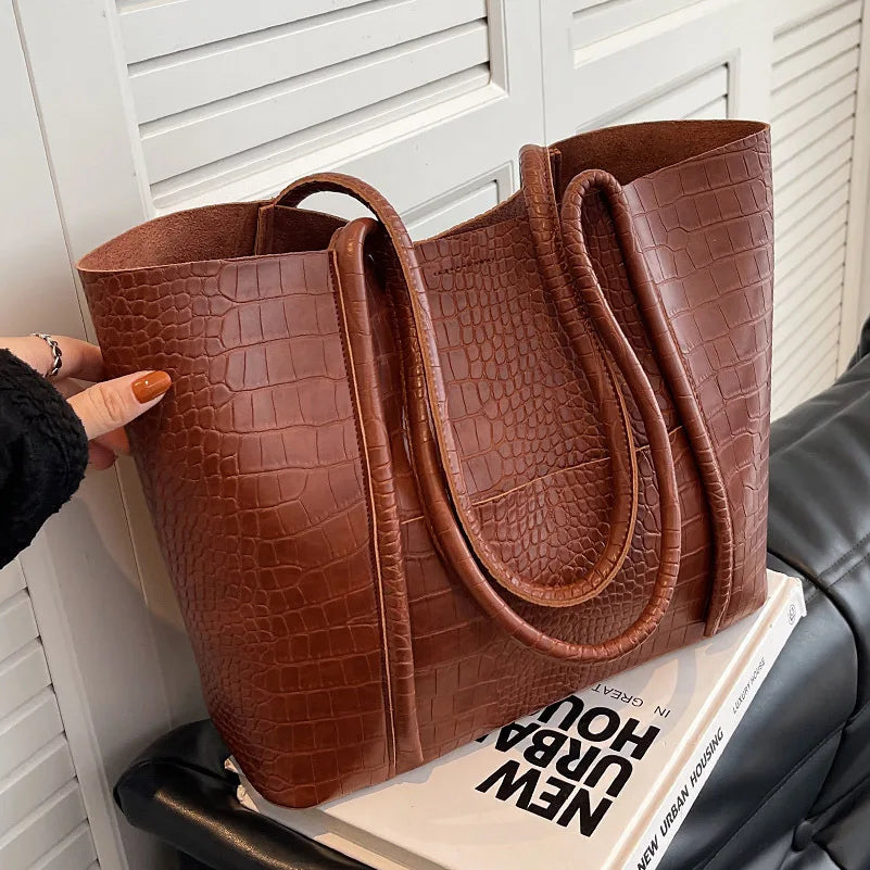SYLVETTE | CROC SHOULDER BAG